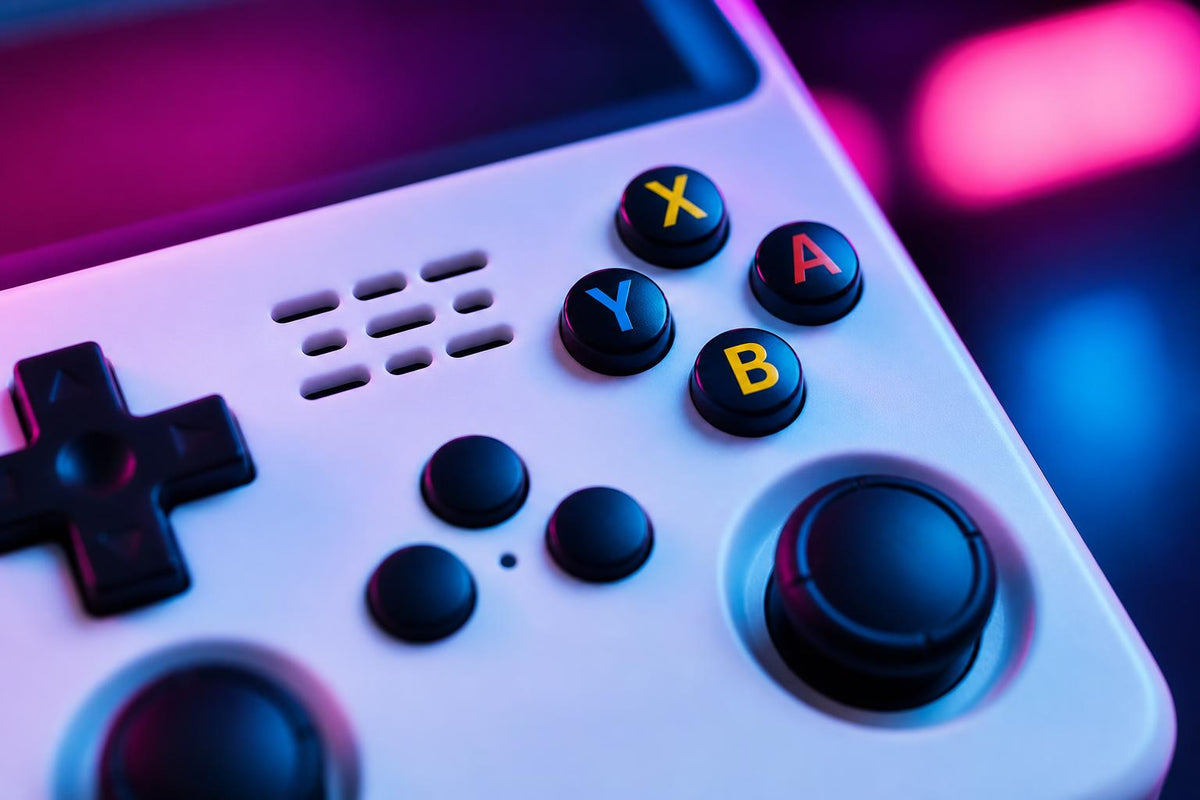 Detalle de los controles de la consola retro